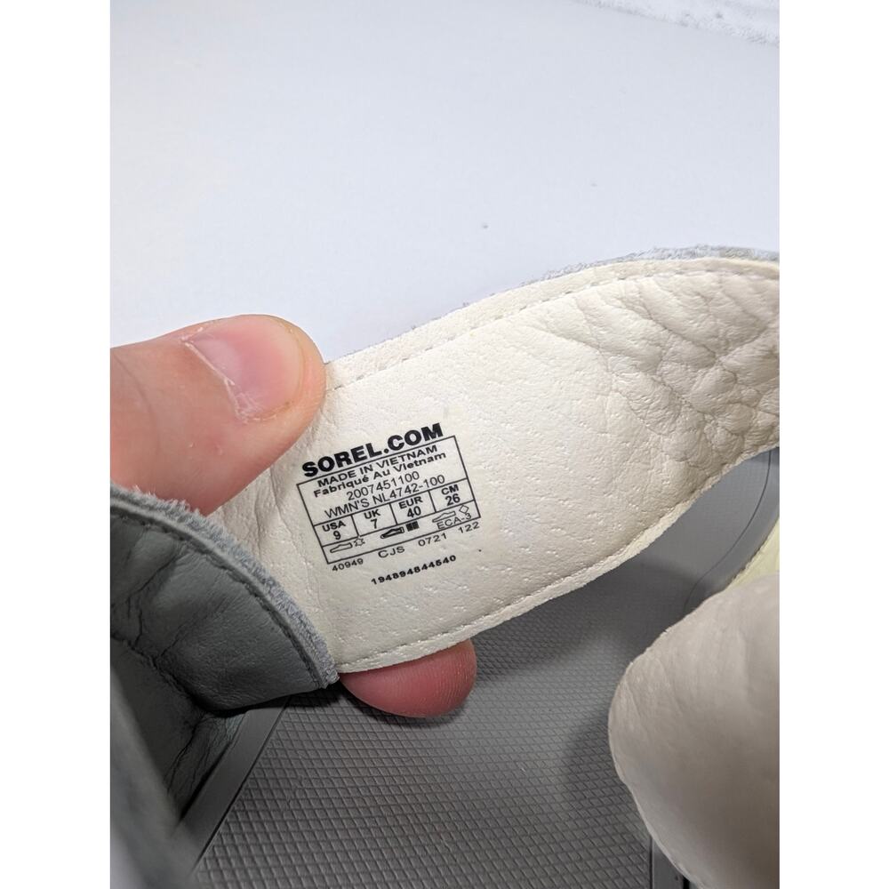 Sorel Women's 9 Explorer Blitz Sandals - White - Picture 6 of 7